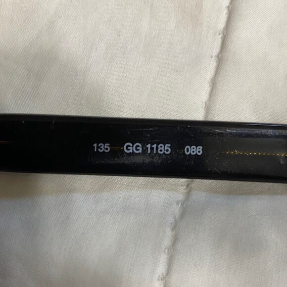 Gucci Tortoiseshell Rectangular Eyeglasses Scratched Lens Great for your Rx! Lux - Picture 3 of 10